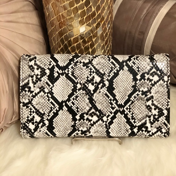 Python Fold-Over Clutch - Picture 6 of 8